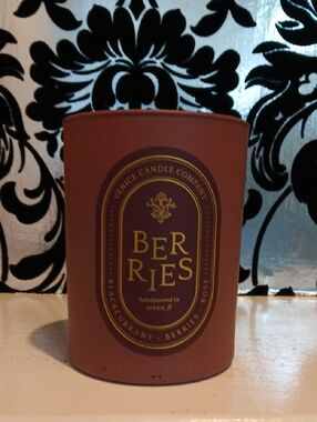Berries Candle